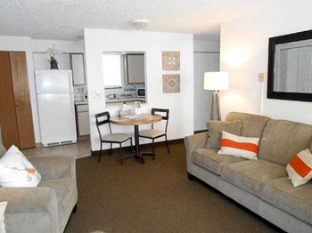 3065 Shenk Rd. to 3077 Shenk Rd. 1 Bed Apartment for Rent - Photo Gallery 4