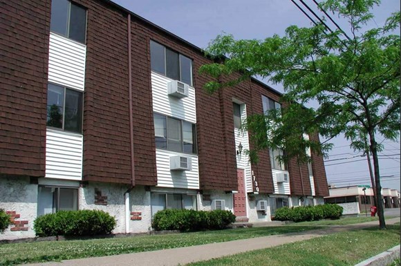 Niagara Apartments 1717 1735 Caravelle Dr N Falls Ny Rentcafe