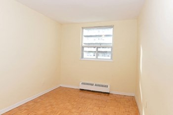 707-711 Finch Ave West Studio-3 Beds Apartment for Rent - Photo Gallery 2