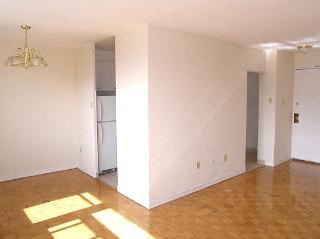 707-711 Finch Ave West Studio-3 Beds Apartment for Rent - Photo Gallery 4