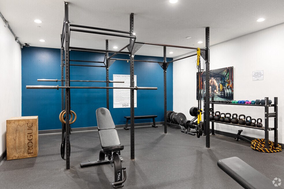 the gym at the flats at big tex apartments