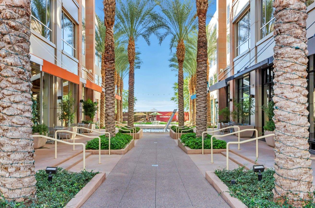 The Residences on High Street Apartments in Phoenix, AZ