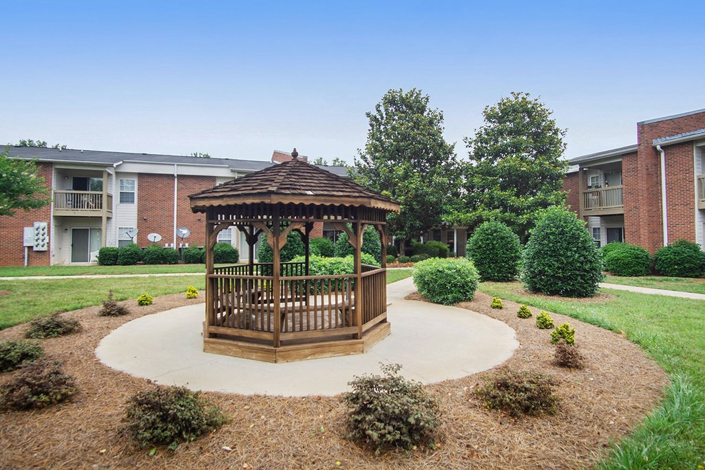 crosswinds courtyard