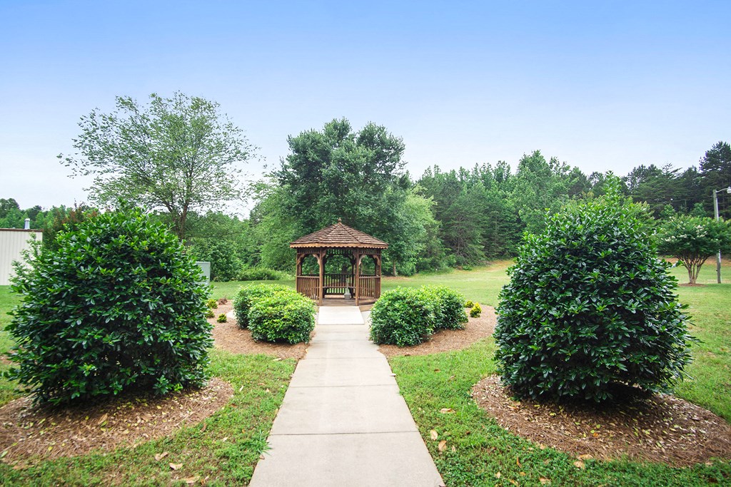 villa trace courtyard 