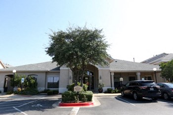 2900 Century Park Blvd 1-3 Beds Apartment, Affordable for Rent - Photo Gallery 2