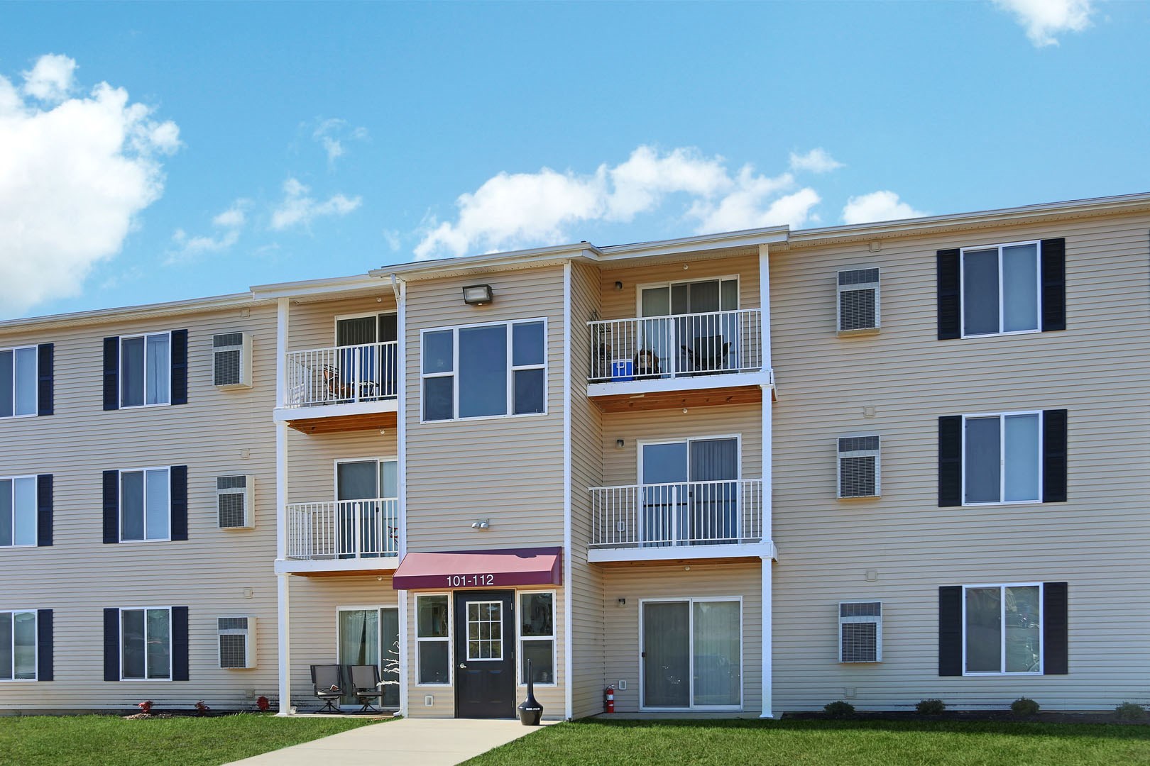 Conklin Estates Apartments, 1082 E. Chicago Blvd, Tecumseh, MI RentCafe