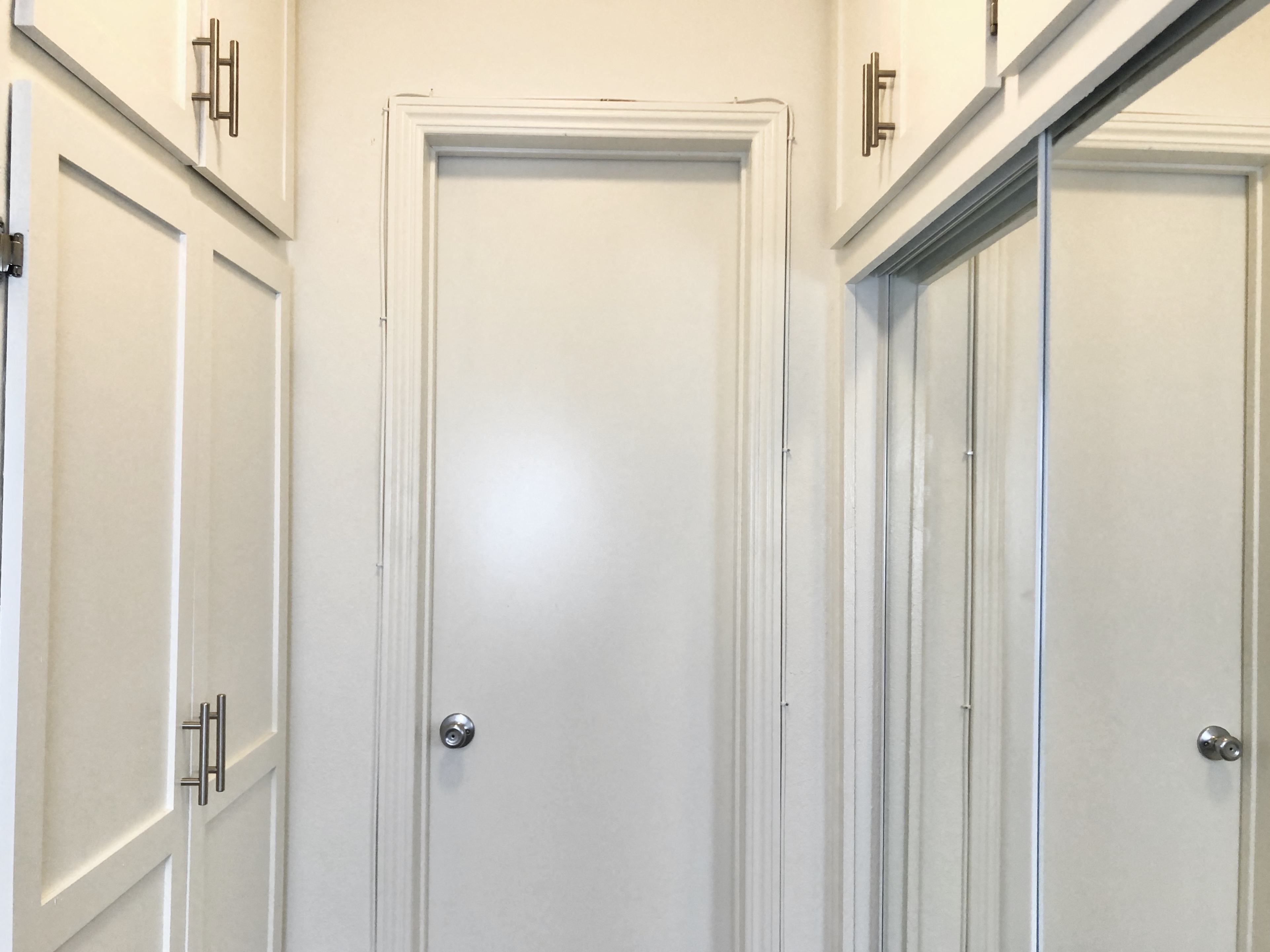 Studio 415 S Alexandria Ave. Apt 1