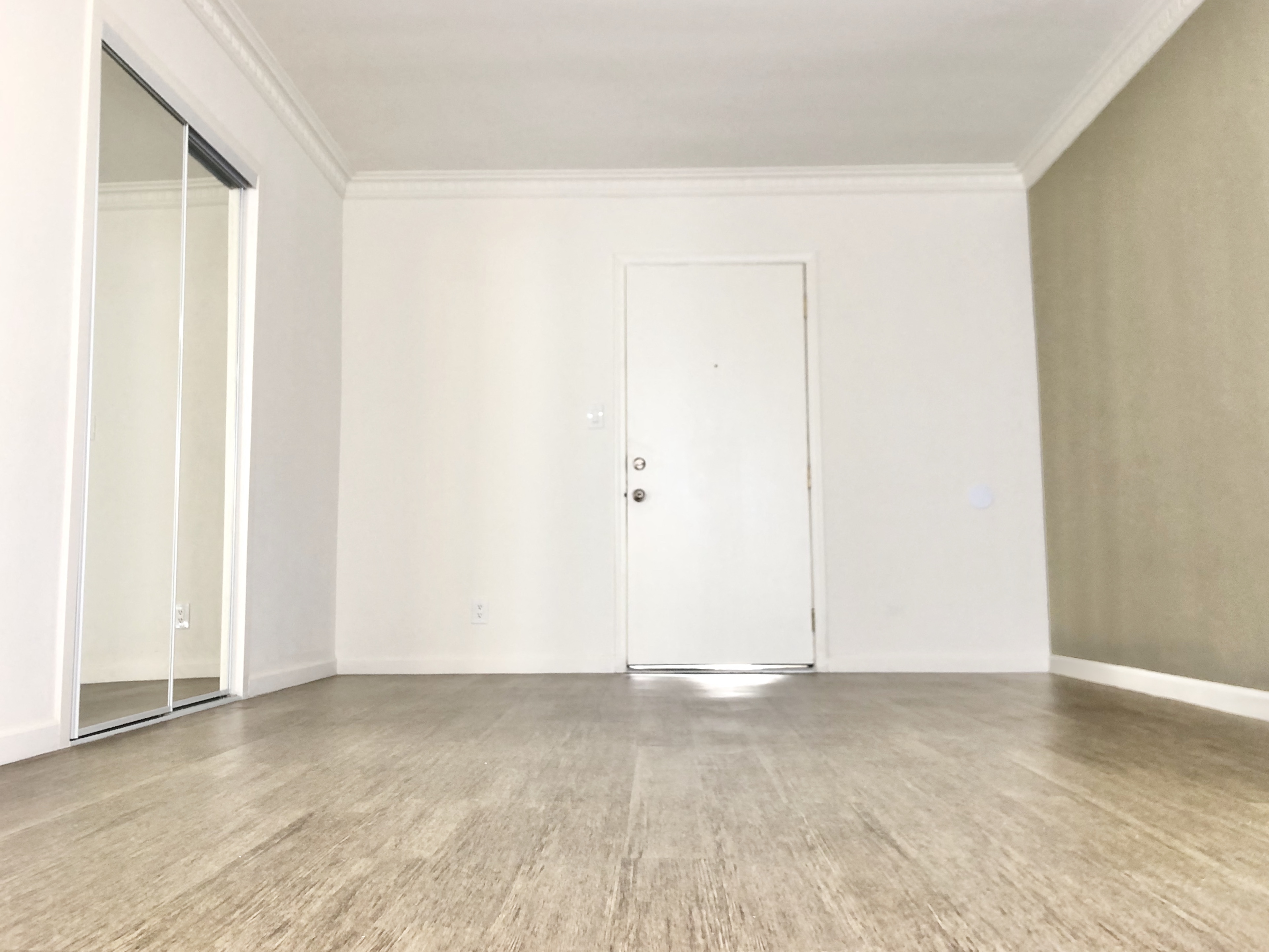 1bd/1ba 425 Alexandria Apt 9
