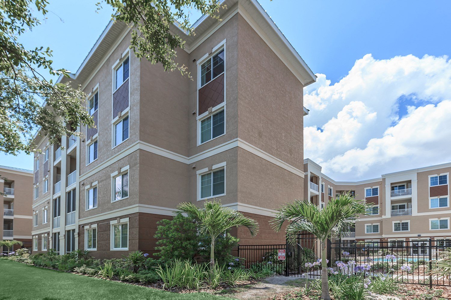 Riversong Apartment Homes | Apartments in Bradenton, FL