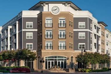 170 Market Street 1-2 Beds Apartment for Rent - Photo Gallery 1