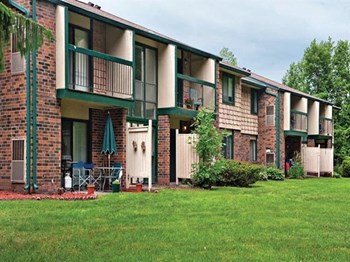900 Long Blvd. 1-3 Beds Apartment, Home, Townhouse for Rent - Photo Gallery 12