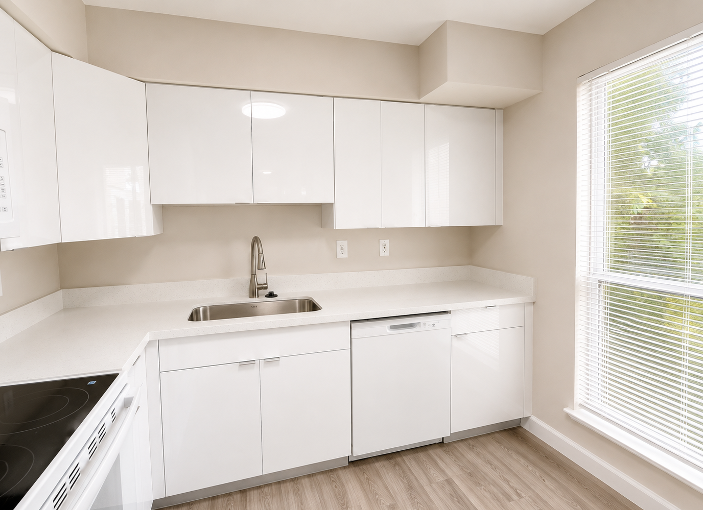 927 Siesta Key Blvd. 1-2 Beds Apartment for Rent