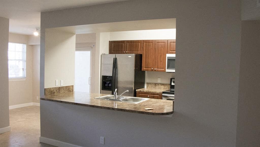 Tivoli Lakes Club Apartments