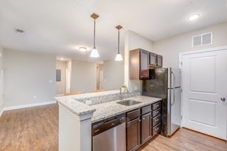 295 Webster St 1 Bed Apartment for Rent - Photo Gallery 1