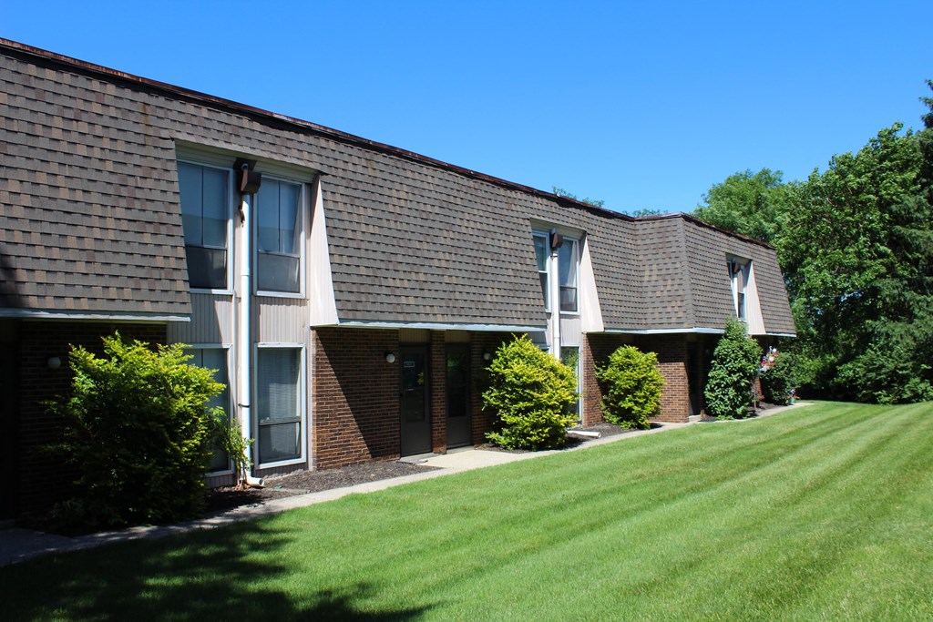 Outdoor area greenery at Miamisburg by the Mall, Ohio