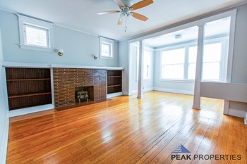 1104 N. Oakley Blvd. 2-3 Beds Apartment for Rent - Photo Gallery 3