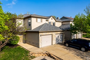 15303 W 128Th Street 2-3 Beds Apartment for Rent