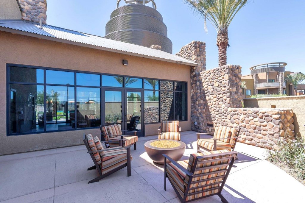 Noria Apartments Porch