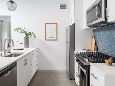 4247 N. Eagle Rock Blvd. 1-3 Beds Apartment for Rent Photo Gallery 4