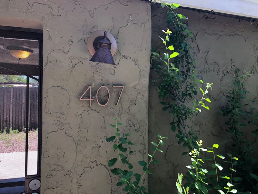 407 South San Francisco Street