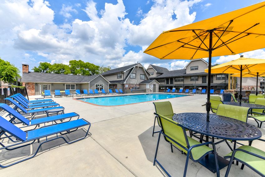 Lory Of Savannah Apartments, 9400 Abercorn Street, Savannah, GA RentCafe