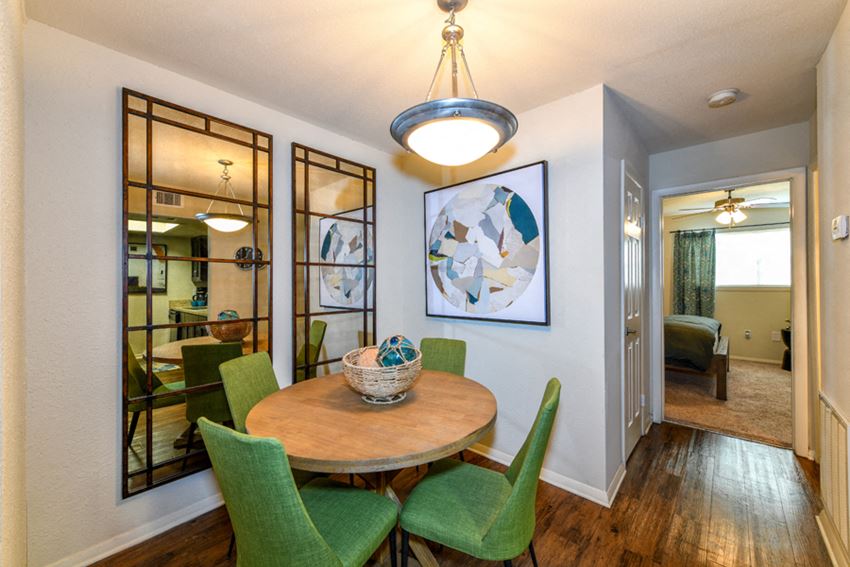 Lory Of Savannah Apartments, 9400 Abercorn Street, Savannah, GA RentCafe