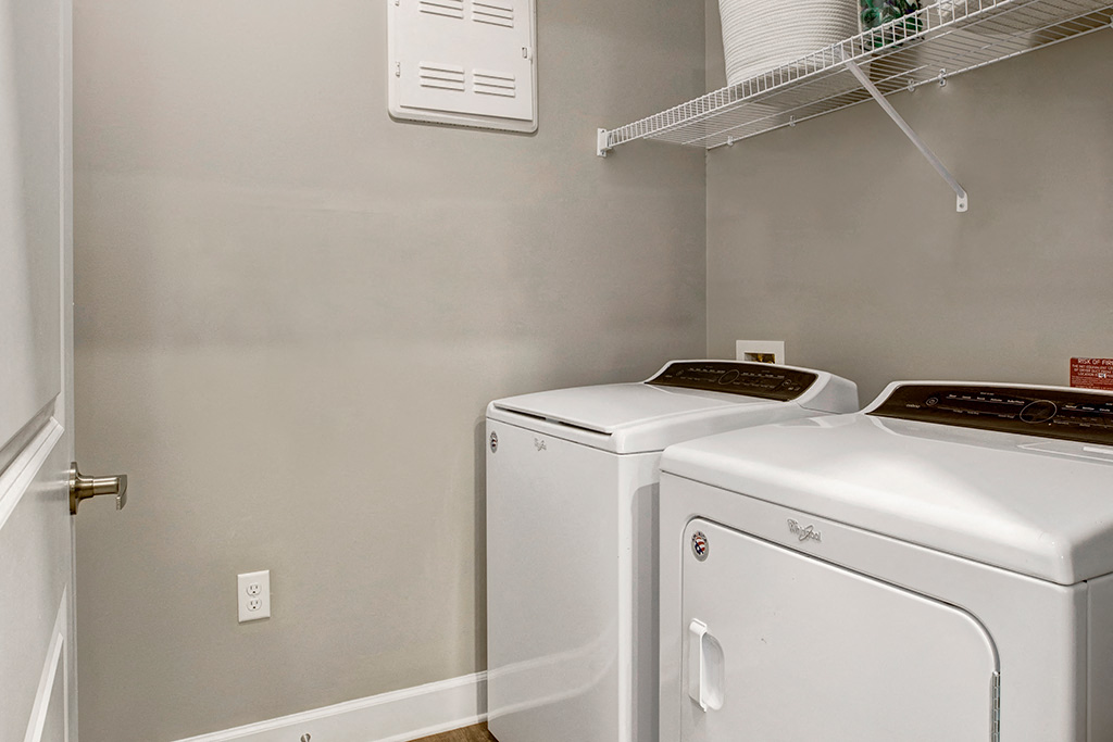 laundry room with washer and dryer at Ascent at Mallard Creek Charlotte, NC