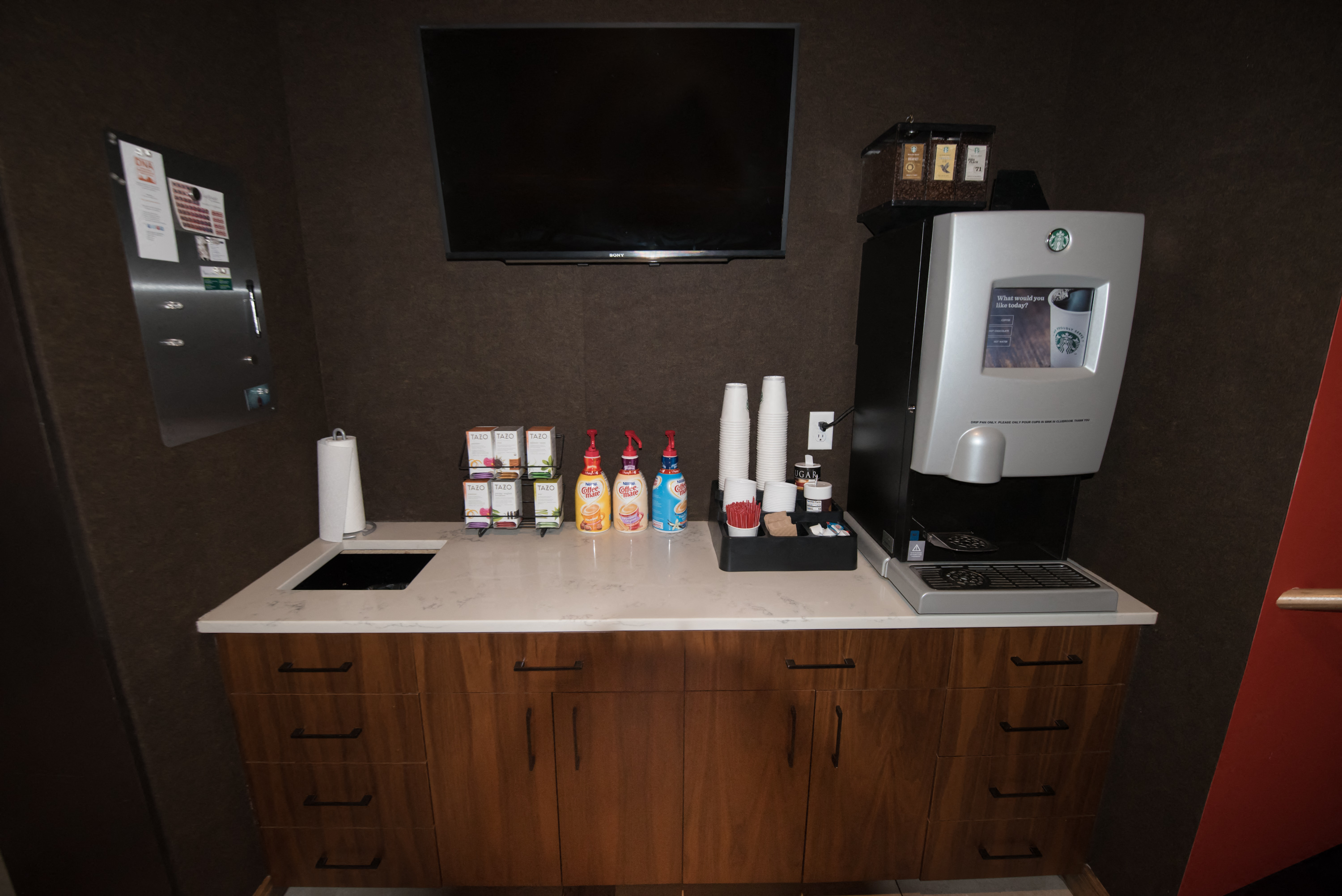 Starbucks Coffee Bar at Confluence on 3rd Apartments in Downtown Des Moines