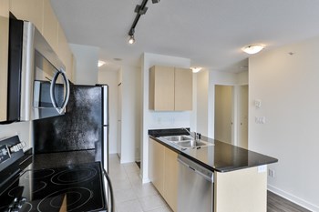 930 Seymour Street Studio-2 Beds Apartment for Rent - Photo Gallery 27