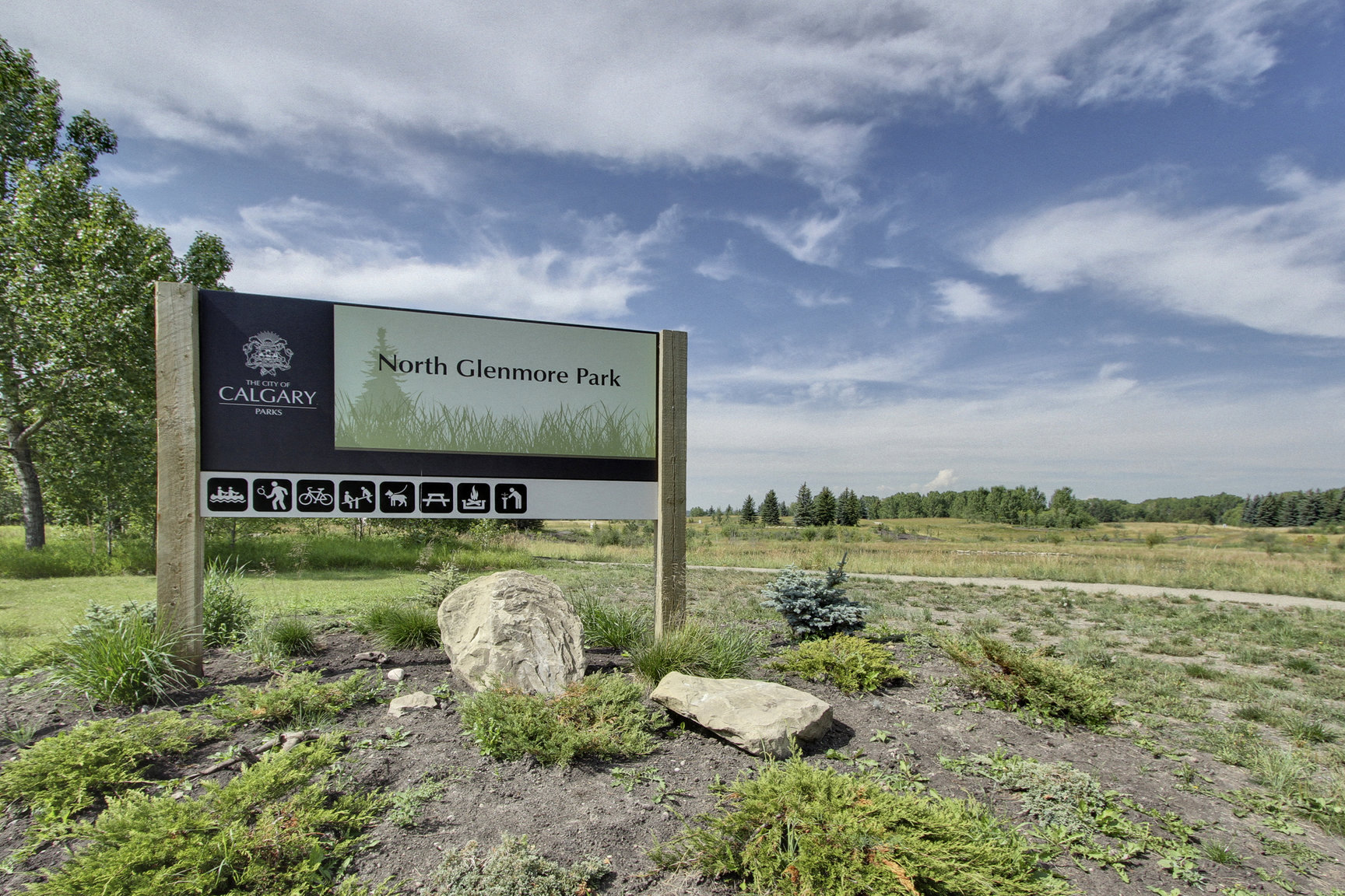Glenmore Reservoir sign
