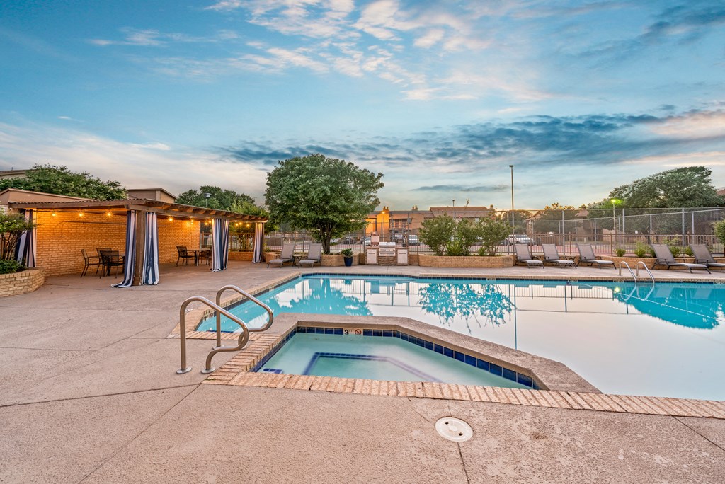 Sheridan Square Pool Pool