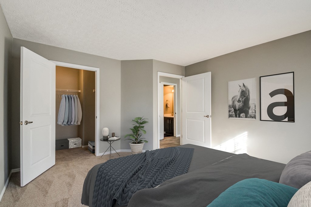 Bedroom at Estates at Brentwood Lake Apartments, Reynoldsburg, OH