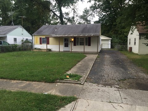 2015 Catalpa Ave 2 Beds Apartment for Rent