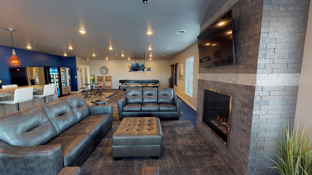 clubhouse, community room, game room