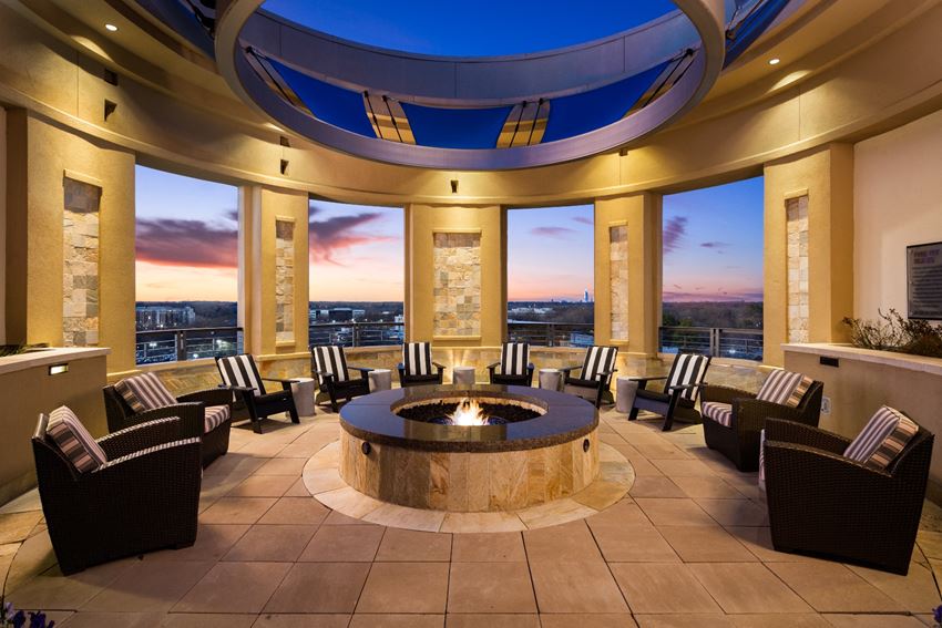 Fire Pit Lounge at The Residence at South Park in Charlotte, North Carolina