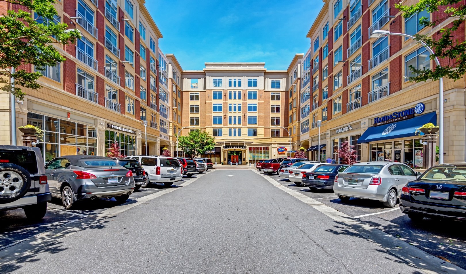 The Residence At SouthPark Apartments, 4300 Sharon Rd, Charlotte, NC