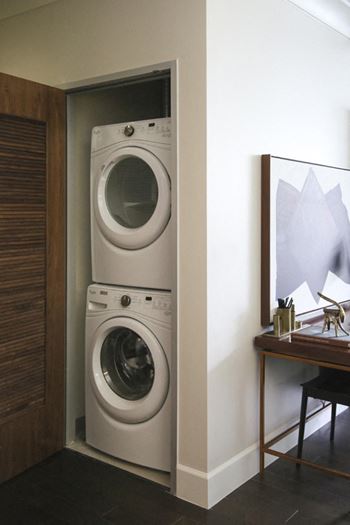 In-Unit Washer and Dryer 