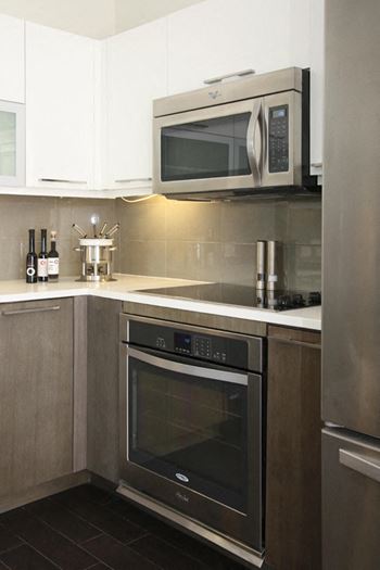 Stove Top Range at Grey House Apartments in Houston, Texas