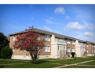 3980 Cambronne St. 1-2 Beds Apartment for Rent