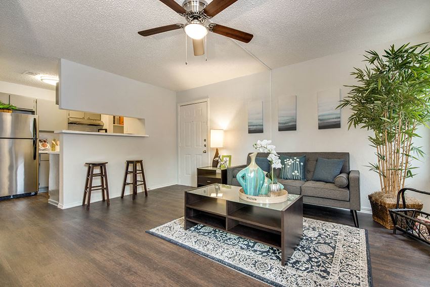 Modern Living Room at Wildwood Apartments, CLEAR Property Management, Texas - Photo Gallery 1