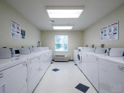 100 Greenway 1-2 Beds Apartment for Rent - Photo Gallery