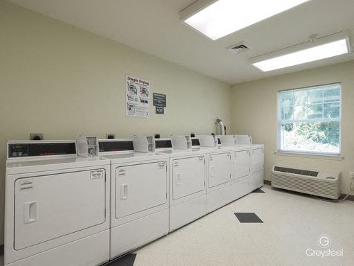 100 Greenway 1-2 Beds Apartment for Rent - Photo Gallery