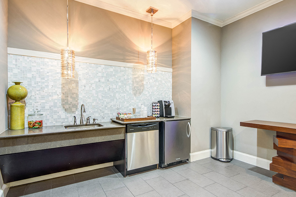 Milestone Apartments