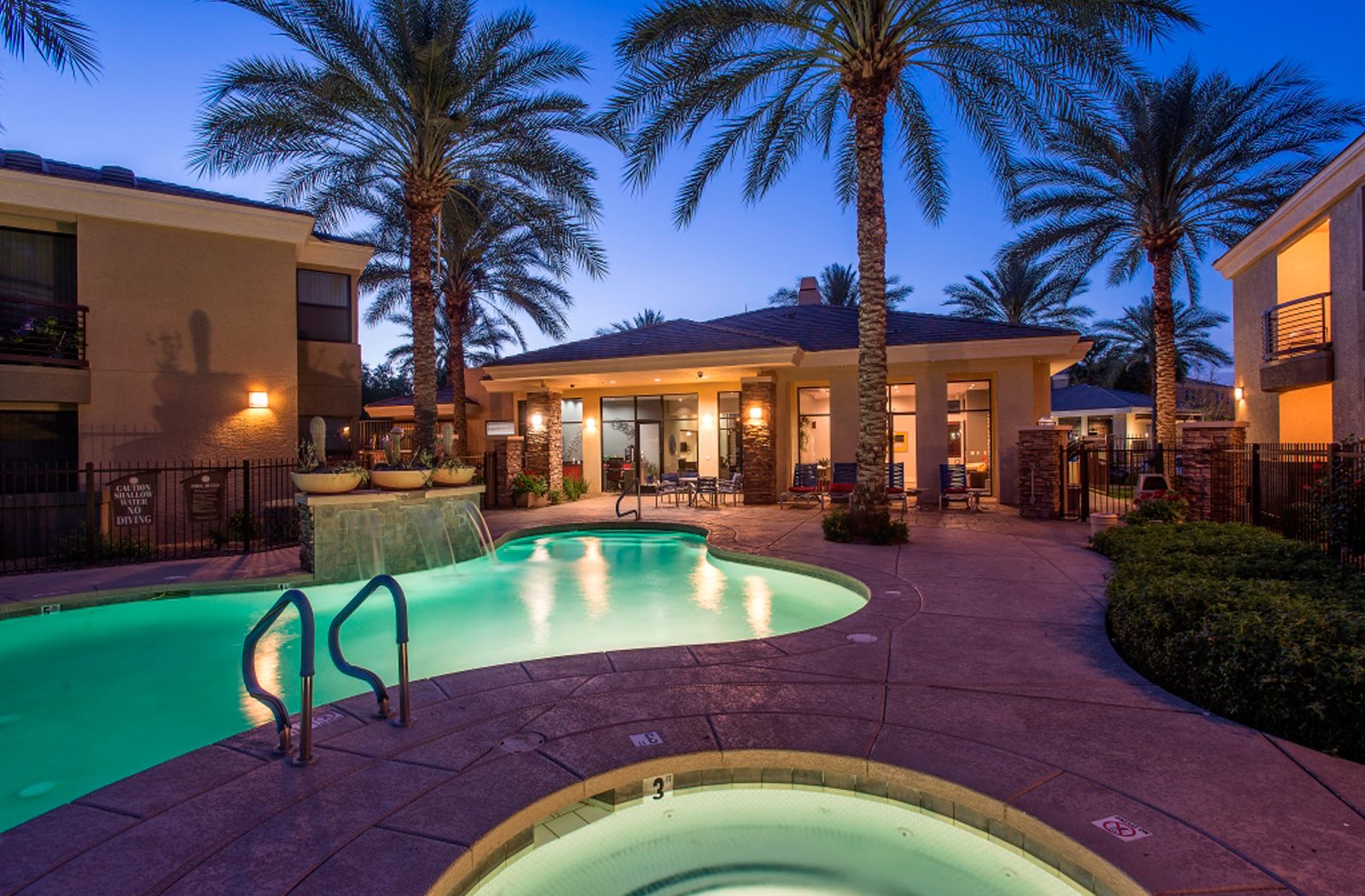 element deer valley apartments in phoenix az