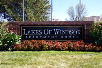 7251 Windsor Lakes Drive 3 Beds Apartment for Rent