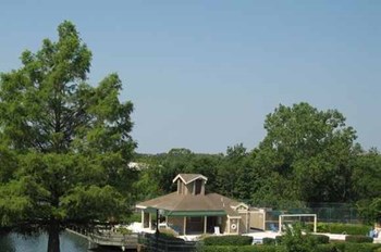 8130 South Lakewood Place 1-3 Beds Apartment for Rent - Photo Gallery 5