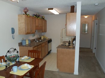 1833 Seven Pines Road 1-2 Beds Apartment for Rent - Photo Gallery 2