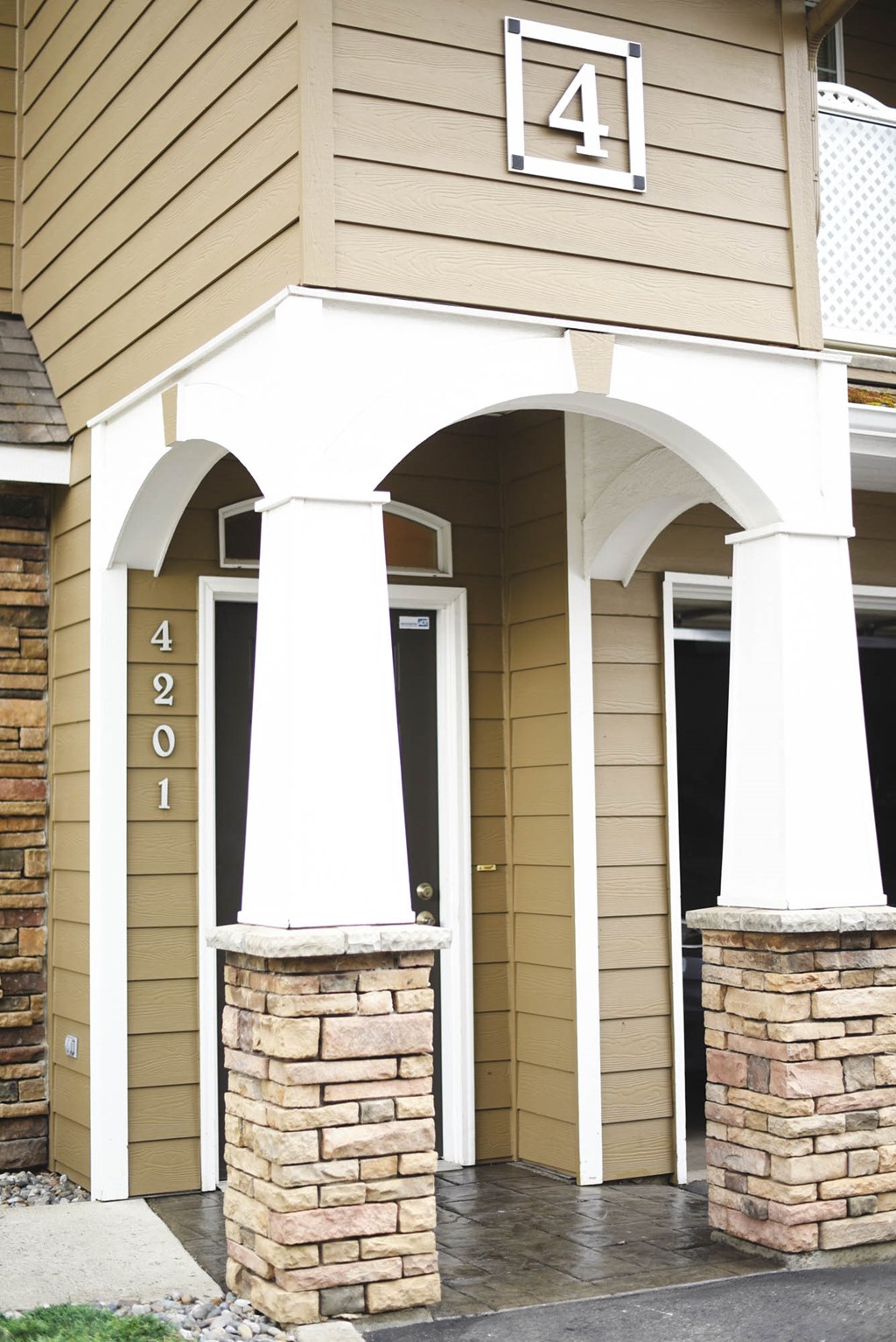 Front Exterior at Artisan Apartments, Washington, 99223