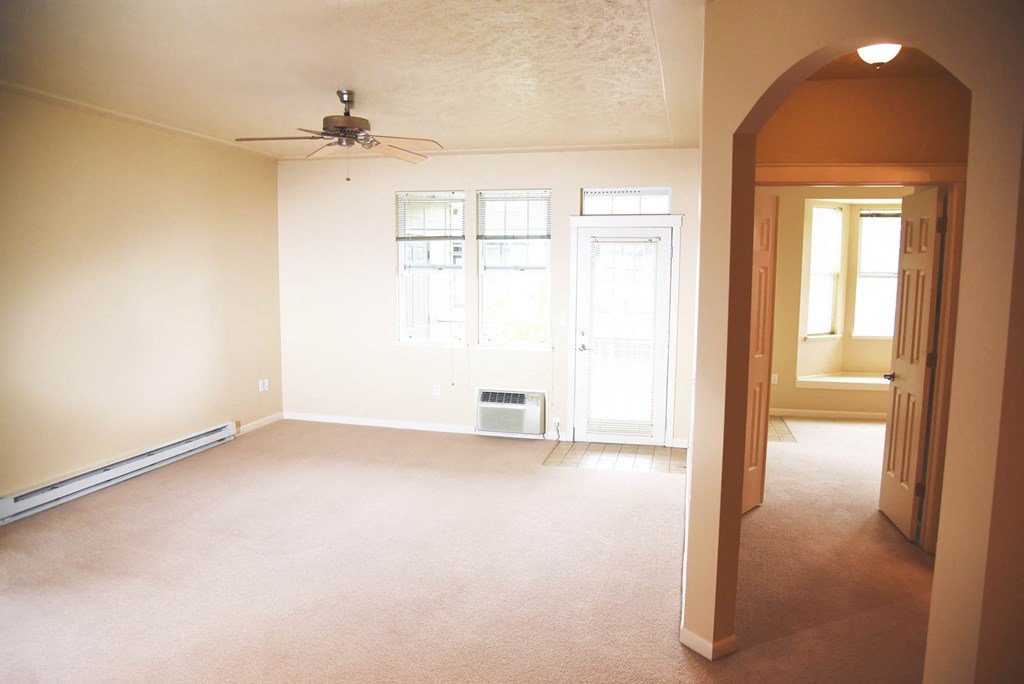 Trendy Master Carpeted at Artisan Apartments, Spokane, WA, 99223