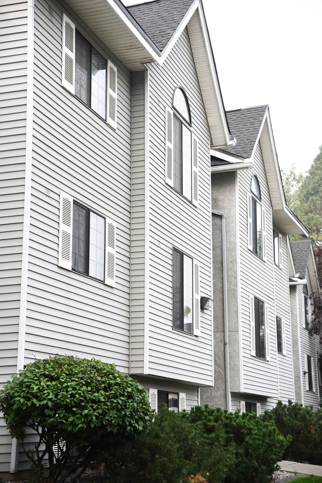 Elegant Exterior View at Parc Grand Apartments, Spokane, WA, 99203